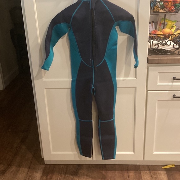NWT Kids 3mm Neoprene size 10 wetsuit navy & turquoise - Picture 4 of 11